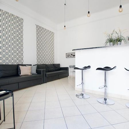Budget Apartment By Hi5 - Center Of The Center 布达佩斯 外观 照片