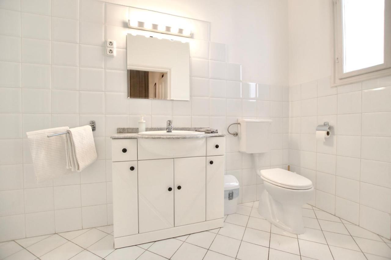 Budget Apartment By Hi5 - Center Of The Center 布达佩斯 外观 照片